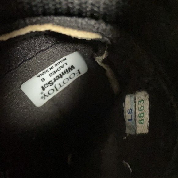 FootJoy WinterSof golf gloves size small - Picture 5 of 7